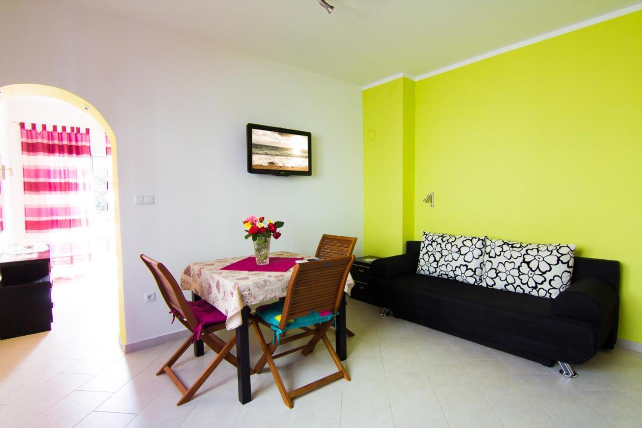 Apartment Kirby Krk Town Bagian luar foto
