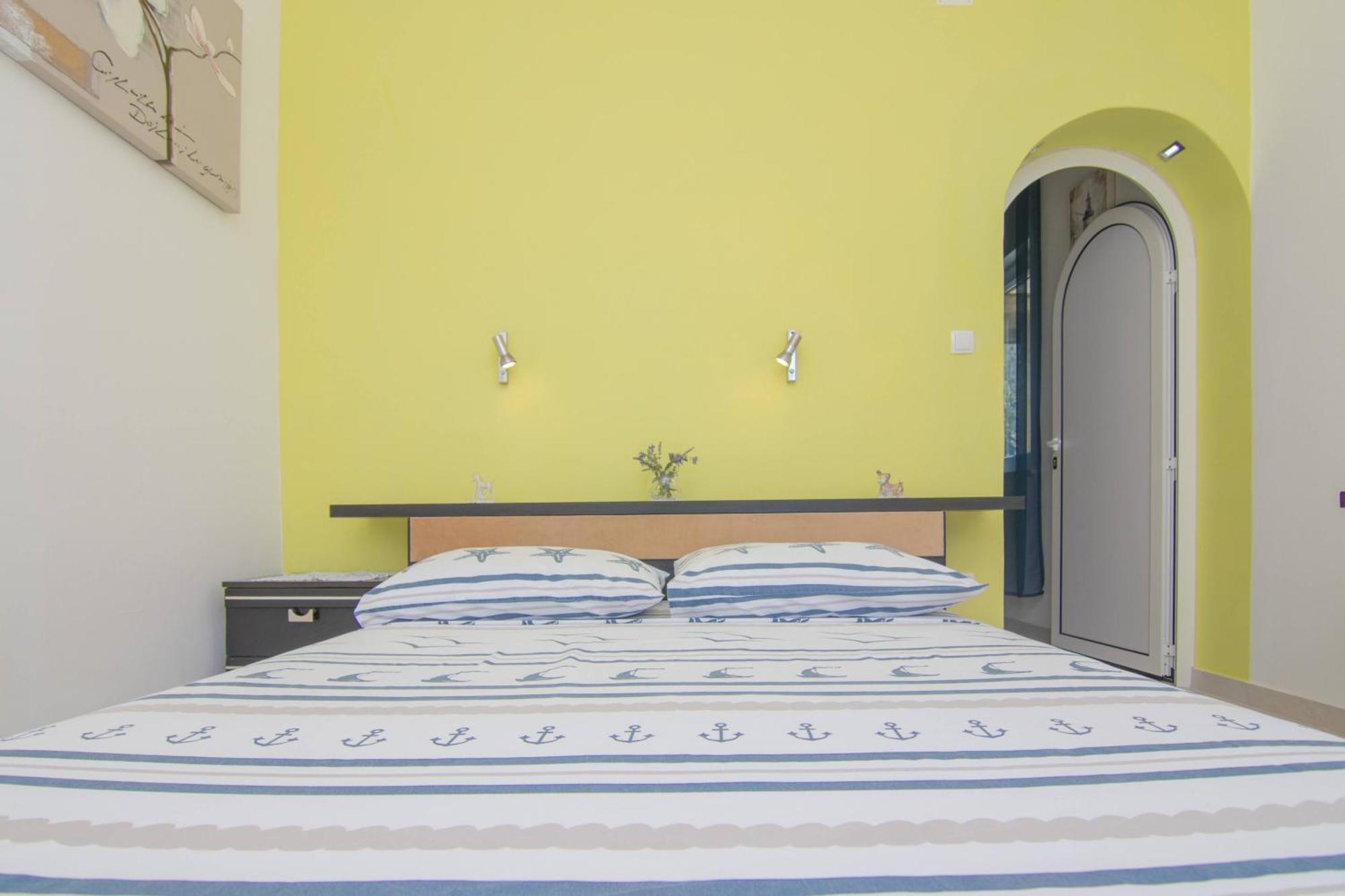 Apartment Kirby Krk Town Bagian luar foto